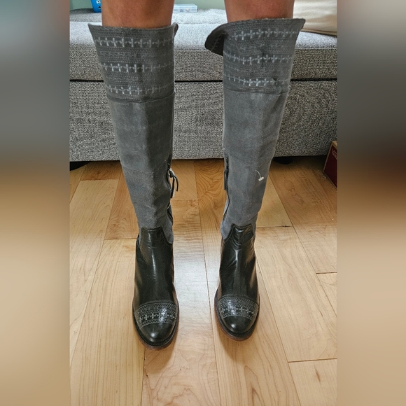 Reba Boots - Picture 3 of 4